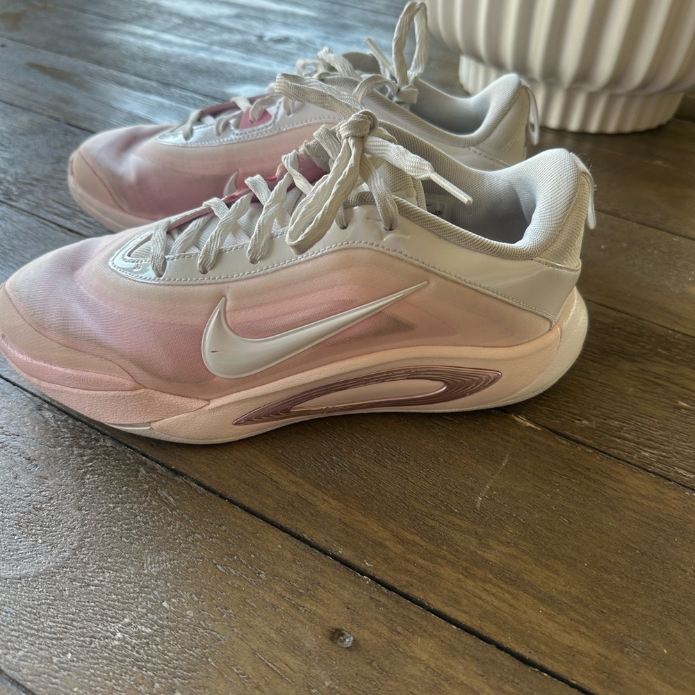 Nike A'One Girls Basketball Shoes